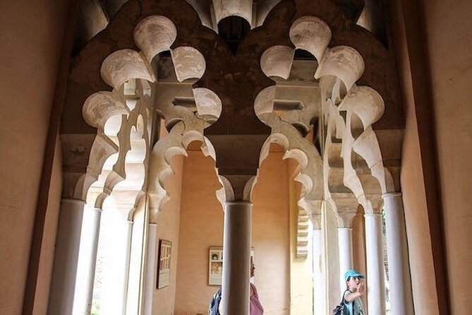 Alcazaba Malaga Guided Tour - Palace courtyards, fountains, and gardens