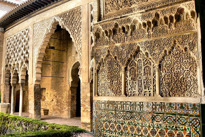 Alcazar and Cathedral of Seville Tour with Skip the Line Tickets - Meeting at Calle Francos, 19