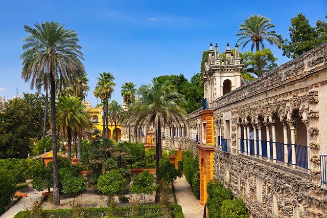 Alcazar, Cathedral and Giralda Guided Tour with Priority Tickets - The Royal Alcázar, Seville’s layered palace