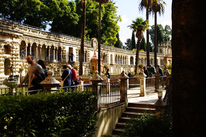 Alcazar of Seville Exclusive Group, max. 9 travelers - The guide can make or break the visit