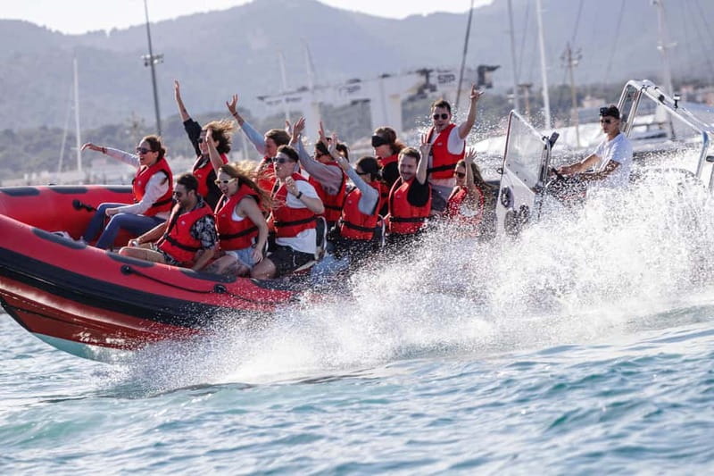 Alcudia: 2-Hour Sightseeing Speedboat Tour with Snorkeling - The first burst past the port of Alcudia