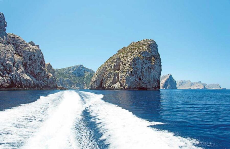 Alcudia: Boat Trip to Cap de Formentor and Formentor - Who Will Enjoy This Formentor Boat Trip