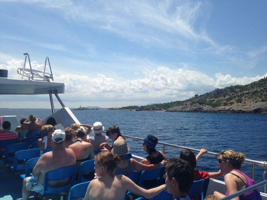 Alcudia: Boat Trip to Coll Baix - The small glass-bottom viewing area