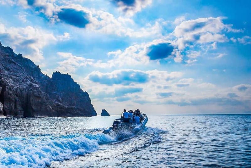 Alcudia: Formentor Beach, Lighthouse Cruise, and Small Group - Across the Bay of Pollença to Es Caló