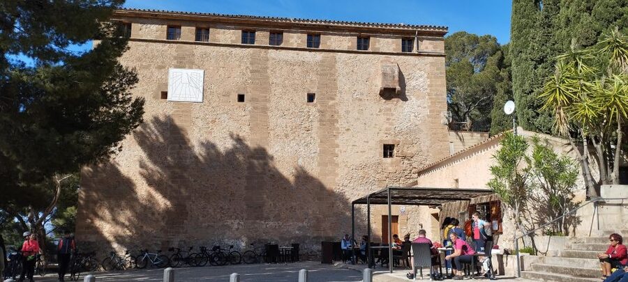 Alcudia: Quad Sightseeing Tour with Viewpoints - Es Barcares and the Alcudia Old Town walls
