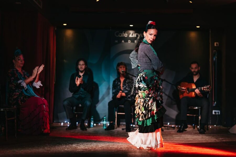 "Algarabía": Flamenco Show at Café Ziryab. Madrid - What Happens When You Arrive