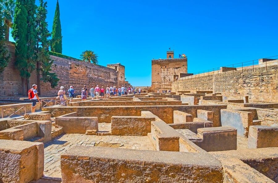 Alhambra Guided Tour with Fast-Track Entry - Is $81 a fair price?