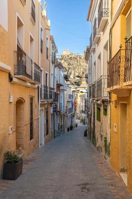Alicante: Canelobre Caves & Busot Tour with Local Guide - Who should book this tour