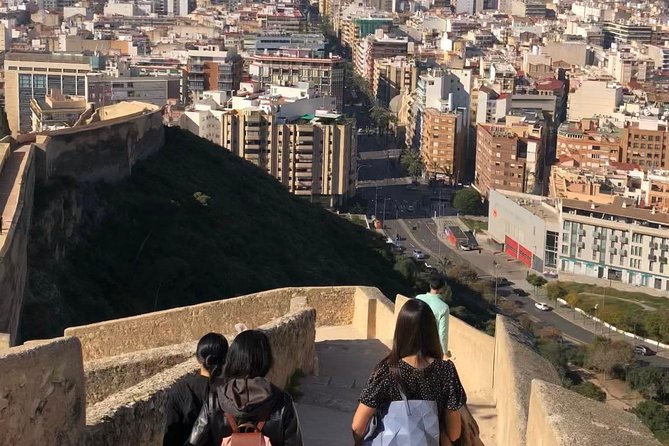 Alicante Historic Small Group Tour with Tapas Tasting - Central Market: a quick taste of Alicante