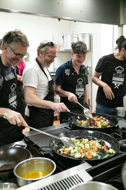 Alicante: Paella and Sangría Workshop with Market Visit - The cooking venue feels more local than staged