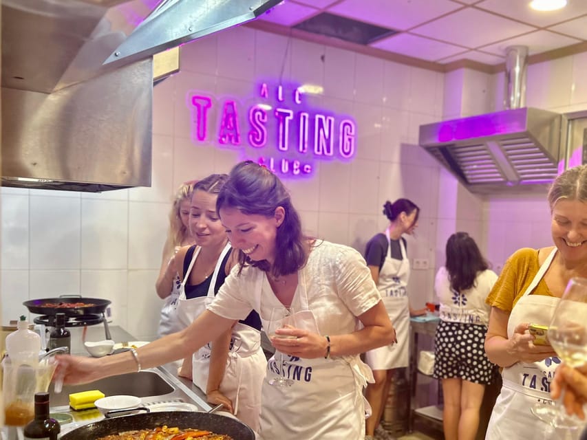 Alicante Paella Cooking Class, Tapas, Drinks and Market - From market ingredients to Alicante rice