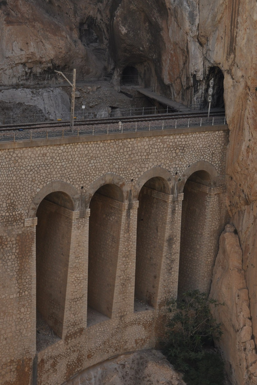 Ardales: Caminito del Rey & El Gaitanejo Guided Walking Tour - Why the Caminito del Rey feels so different