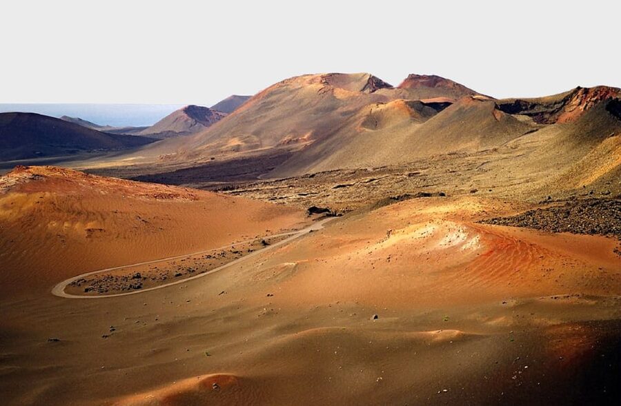 Arrecife: Timanfaya and Green Lagoon for Cruise Passengers - Guides, languages, and the value of clear timing