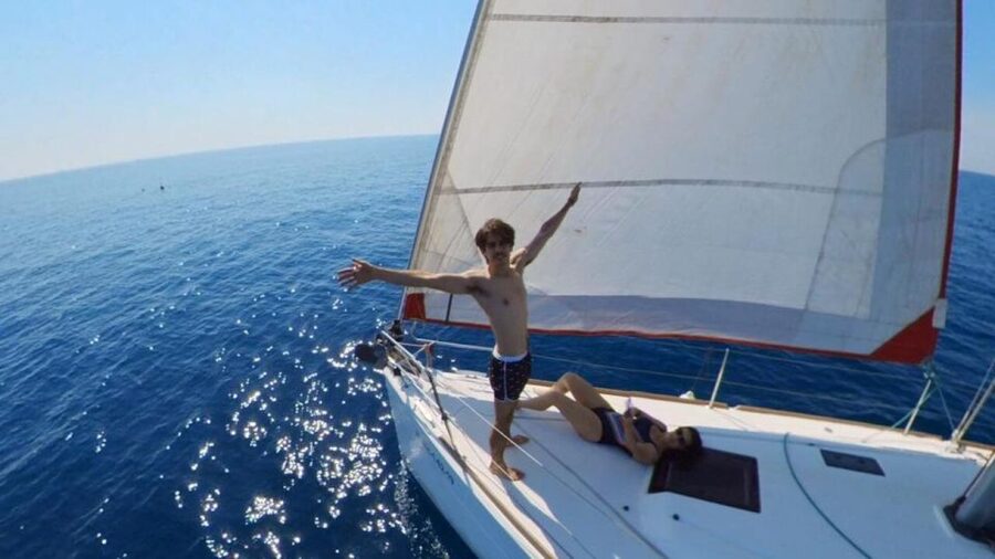 Barcelona: 2-Hour Sunset Sailboat Trip - How the two hours are best used