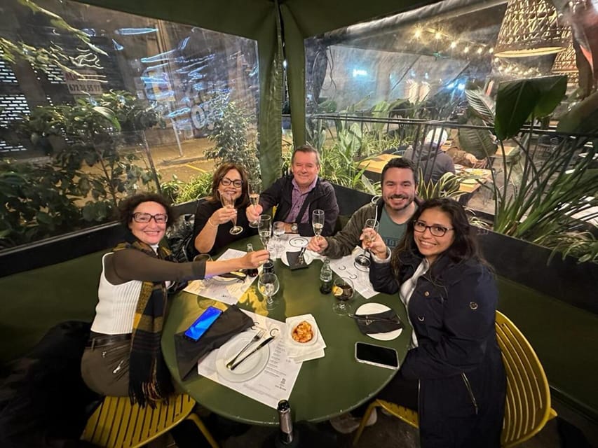 Barcelona: 4-Hour Tapas Evening Tour and Flamenco Show - La Boquería and the market option