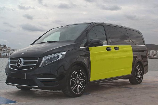 Barcelona Airport Private Arrival Transfers - Finding your driver at Barcelona-El Prat