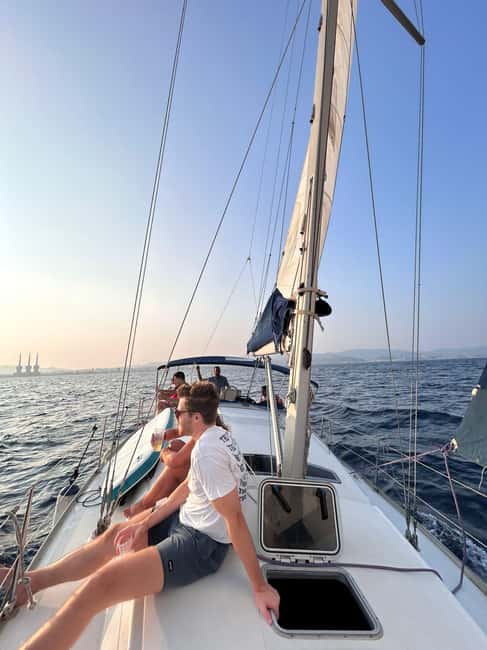 Barcelona Badalona : Sailboat Tour, Snacks, Drinks, Swimming - Should you book this Badalona sailing tour?