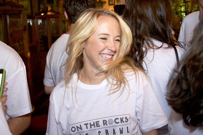 Barcelona Bar Crawl - Dress correctly or lose the final club