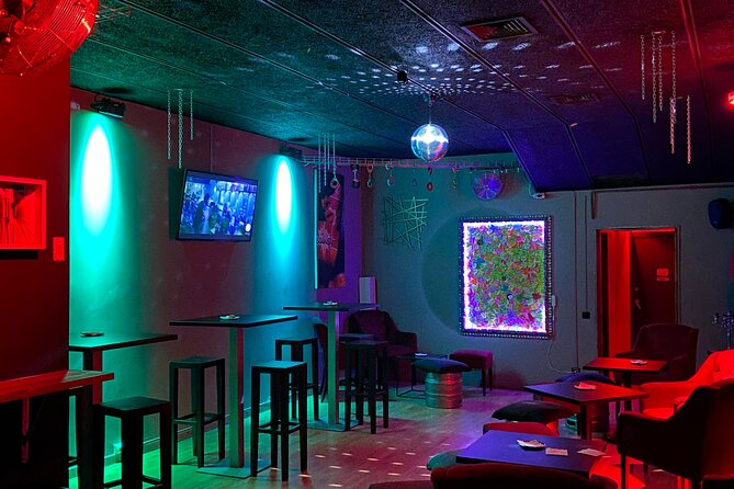 Barcelona: Bar Crawl at Gaixample - Who will get the most from this night