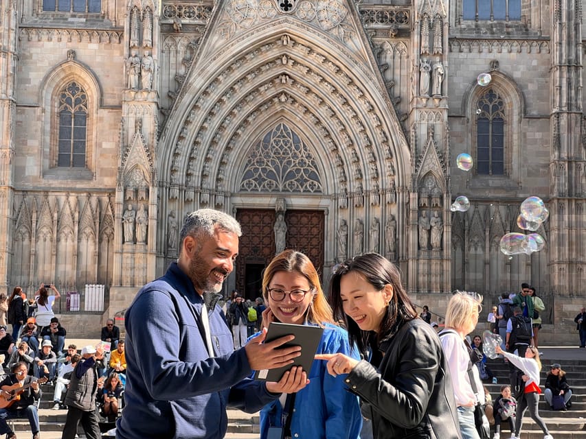 Barcelona: Barri Gotic Small Group Walking Tour - Key points to know before you book