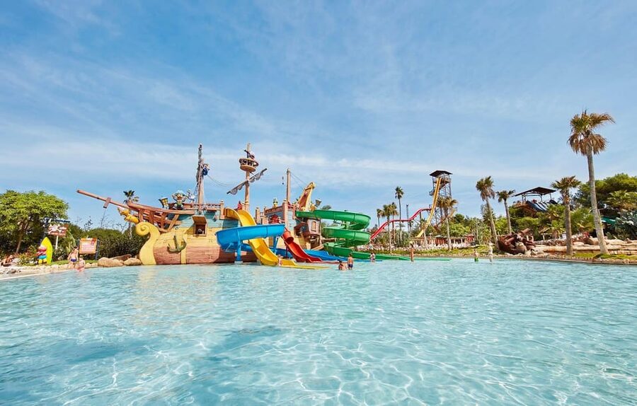 Barcelona: Caribe Aquatic Park Full-Day Ticket with Transfer - Arriving at Caribe Aquatic Park