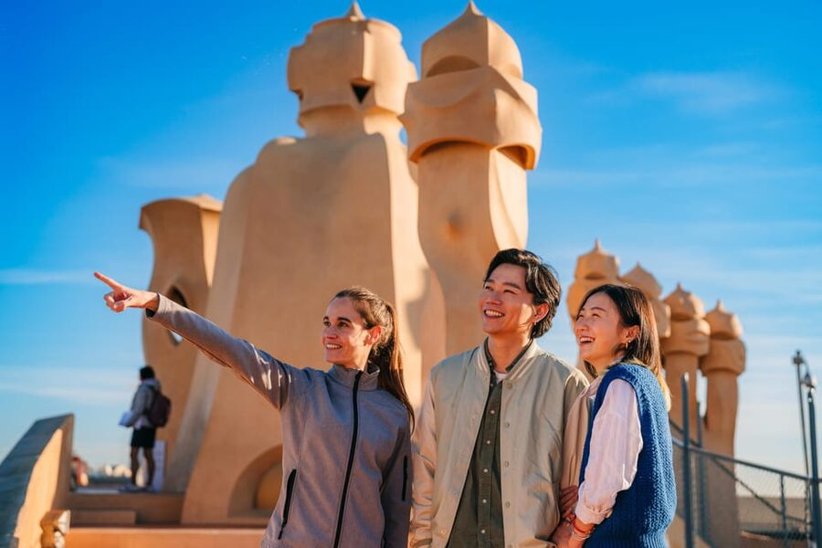Barcelona: Casa Milà Early-Morning Access Guided Tour - Meeting at Passeig de Gracia 92