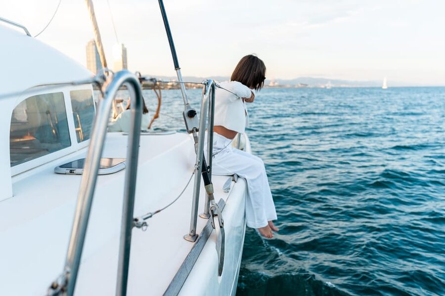 Barcelona: Catamaran Cruise w/ Sailing, Wine, & Tapa - FAQ