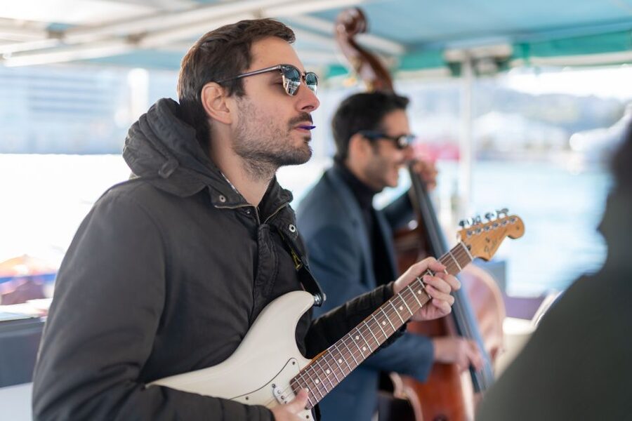 Barcelona: Catamaran Cruise with optional Live Jazz Music - Who should book the Catamaran Orsom