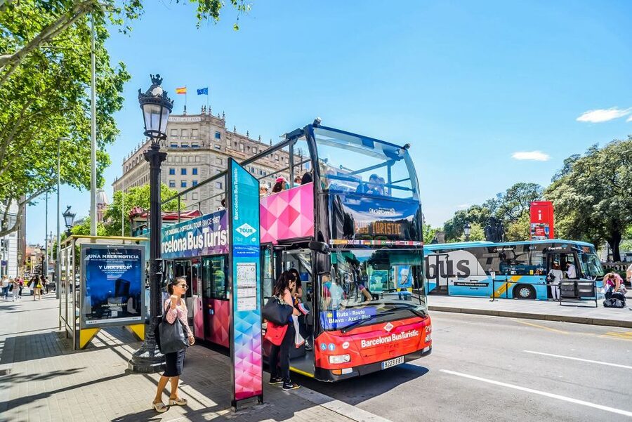 Barcelona: City Sightseeing Hop-On Hop-Off Bus Tour - Who will get the most from this ticket