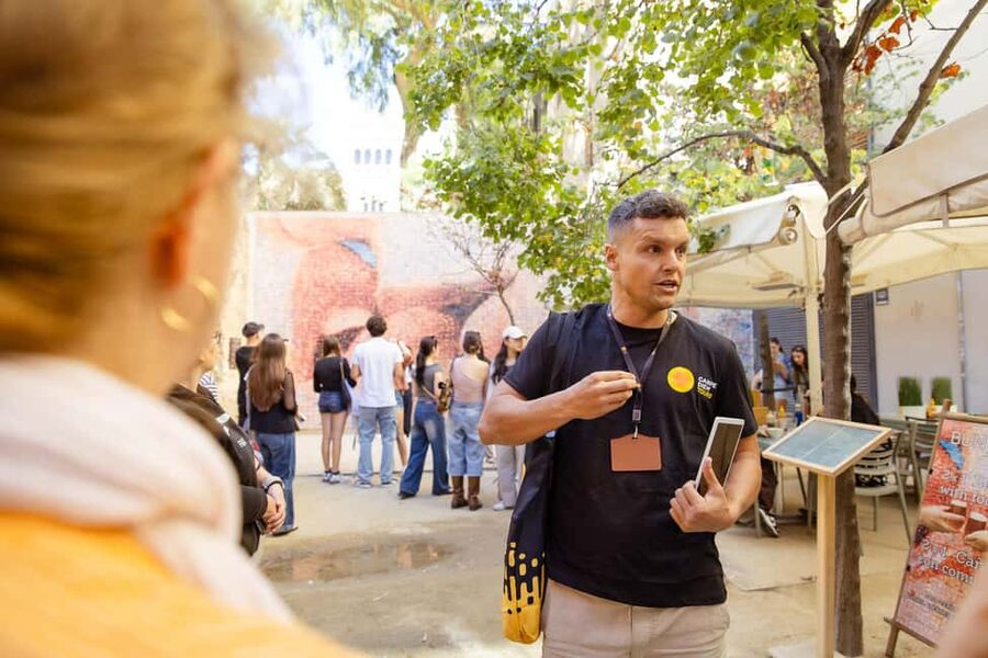 Barcelona: City Walking Tour with Local Guide - Key points to know before you book