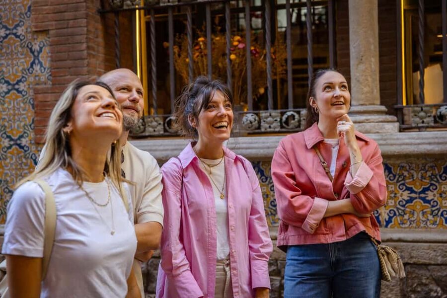 Barcelona: City Walking Tour with Local Guide - Starting with Barcino near the Escultura Barcino