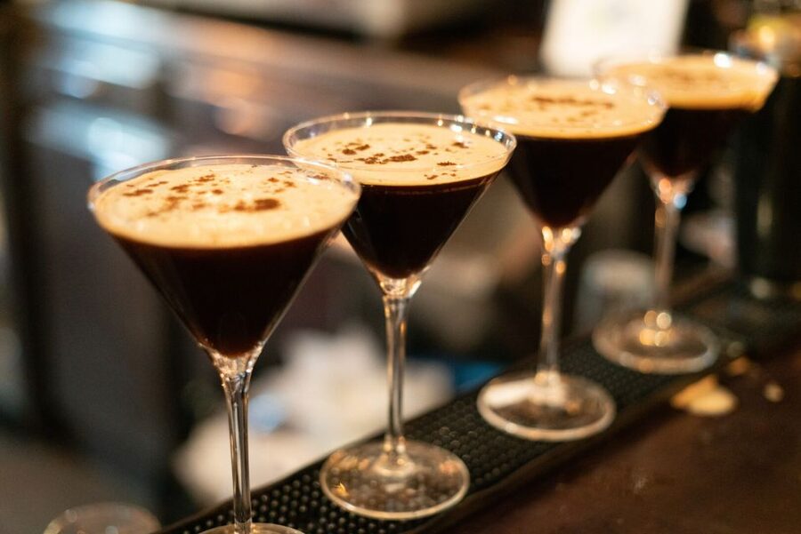 Barcelona: Cocktail Master Class by Mixologist with Tapas - What you actually do behind the bar