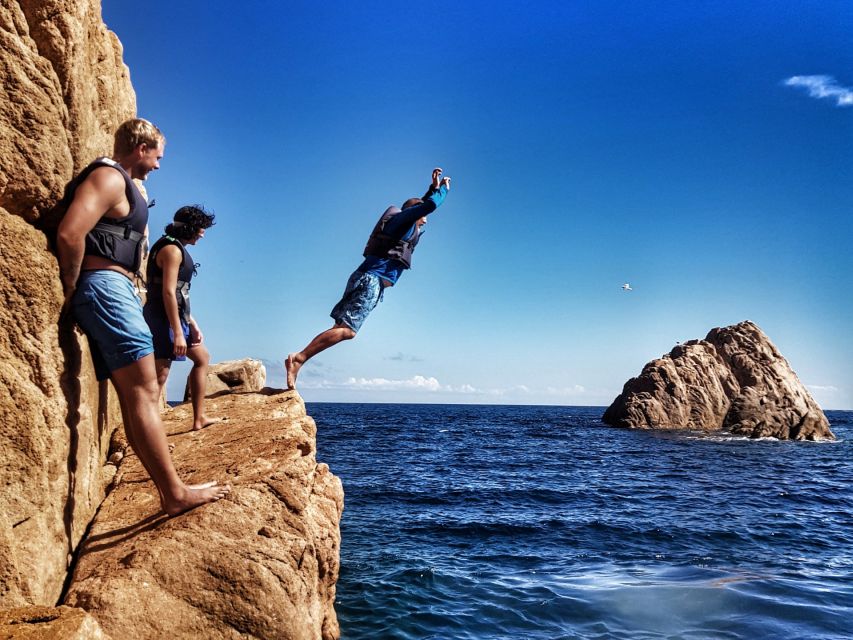 Barcelona: Costa Brava Hiking, Sea Kayaking & Lagoon Dipping - A gentle hour on the Camino de Ronda