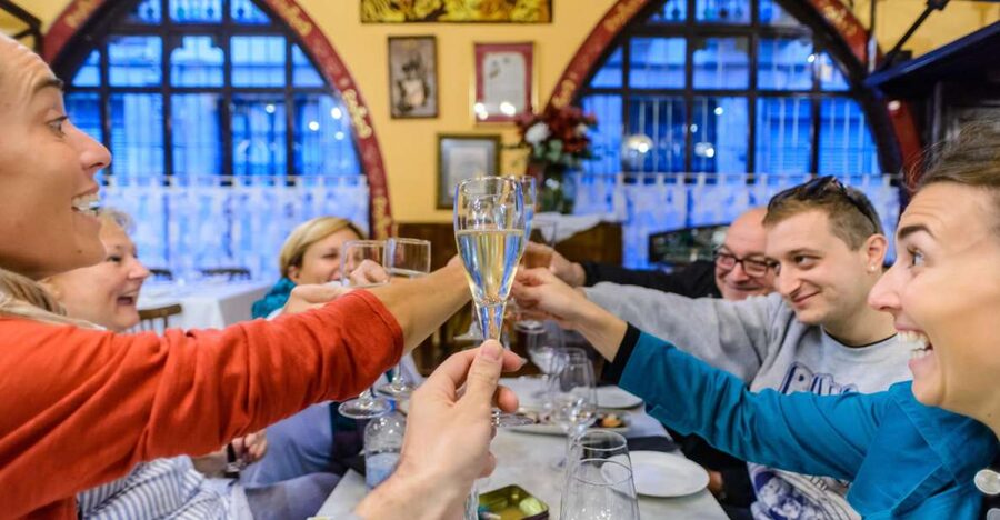 Barcelona eBike Tour with Wine and Tapas Experience - Why an e-bike makes sense in Barcelona