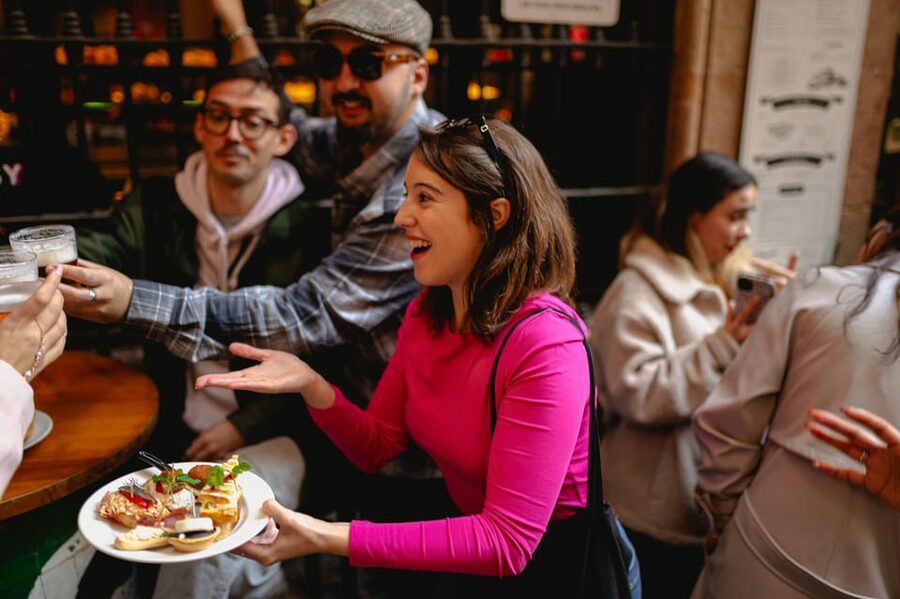 Barcelona: El Born Food Walking Tour with Tapas and Drinks - El Born, where food and old streets meet