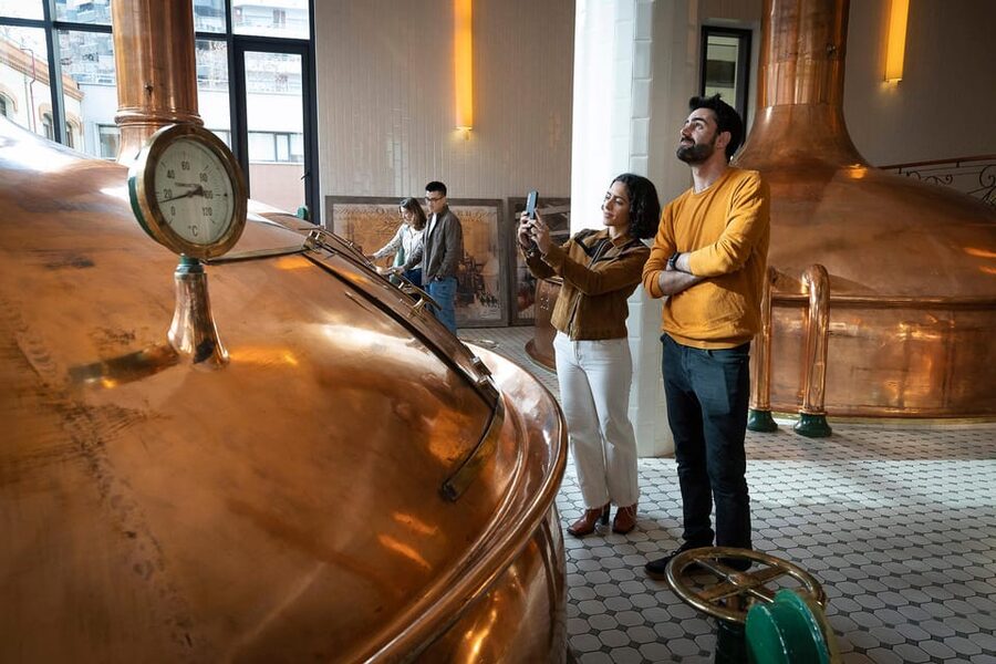 Barcelona: Estrella Damm Old Brewery Tour with Tasting - How to get more from the tasting