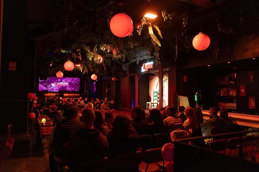 Barcelona: Flamenco Show with Drink at La Rambla - What happens during the 55-minute performance