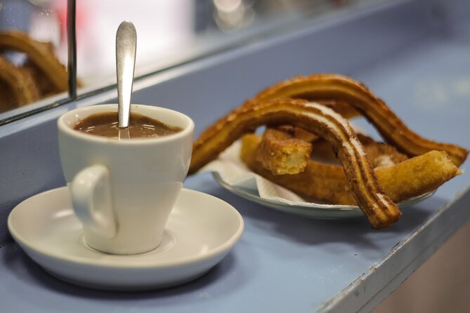Barcelona Food Tour: Tapas, Paella, Sangria & 8+ Local Tastings - Tapas and paella, the main meal of the walk