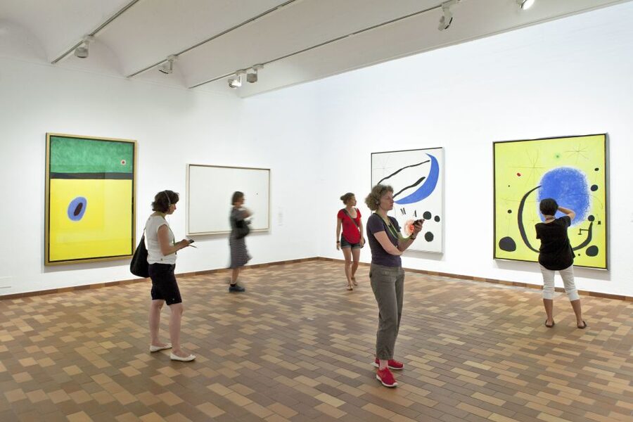 Barcelona: Fundació Joan Miró Skip-the-Line Entry Ticket - Allow two hours, or stay longer for the full Montjuïc experience