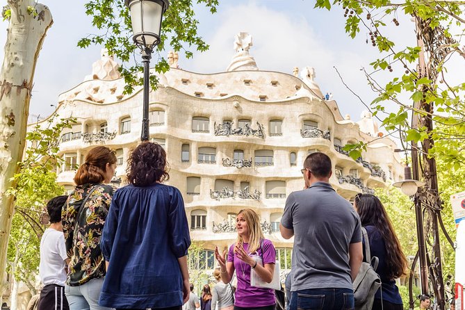 Barcelona Gaudi and Sagrada Familia Tour - Sagrada Familia from the outside