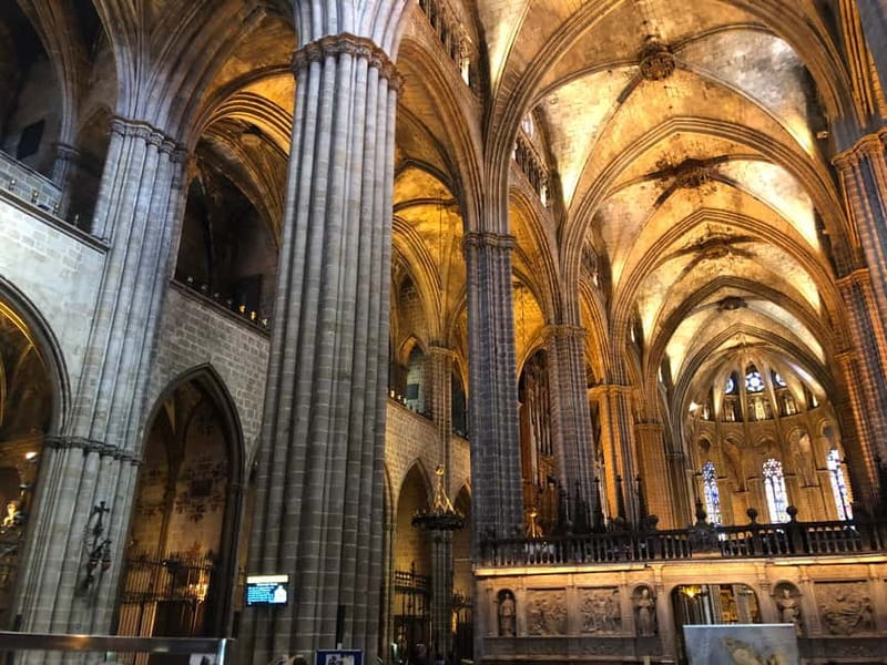 Barcelona: Gothic Quarter, Sagrada Familia & Park Güell Tour - The break before Sagrada Familia