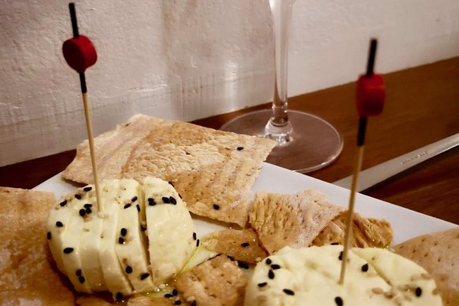 Barcelona Gothic Quarter VIP Tapas & Wine Tour - A dinner walk through Barcelona’s oldest streets