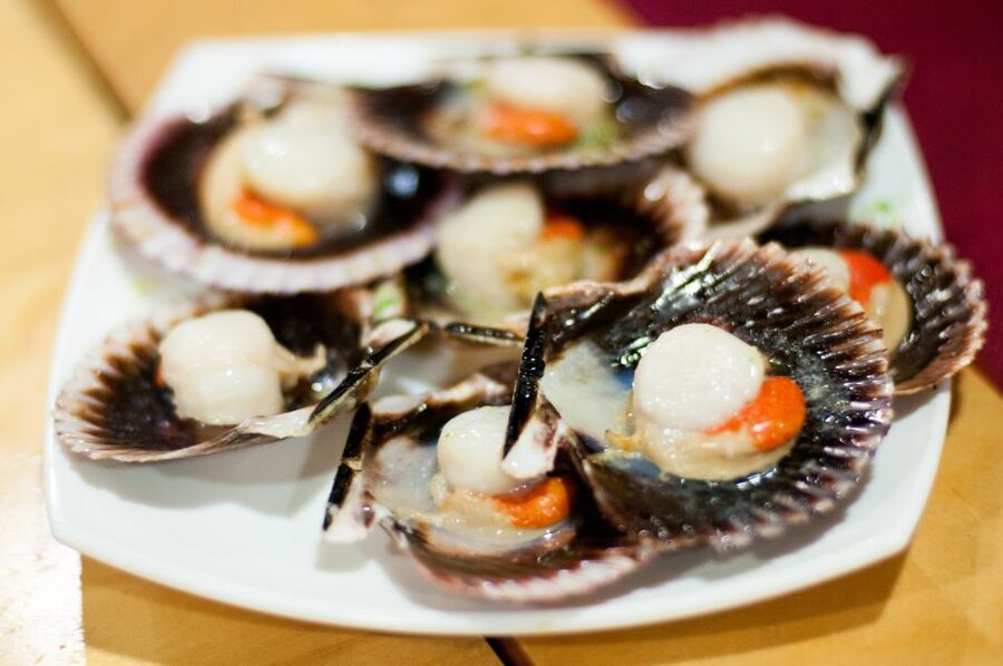 Barcelona Gourmet Food & Wine Tour with Local Expert - Why Eixample is a good food-tour setting