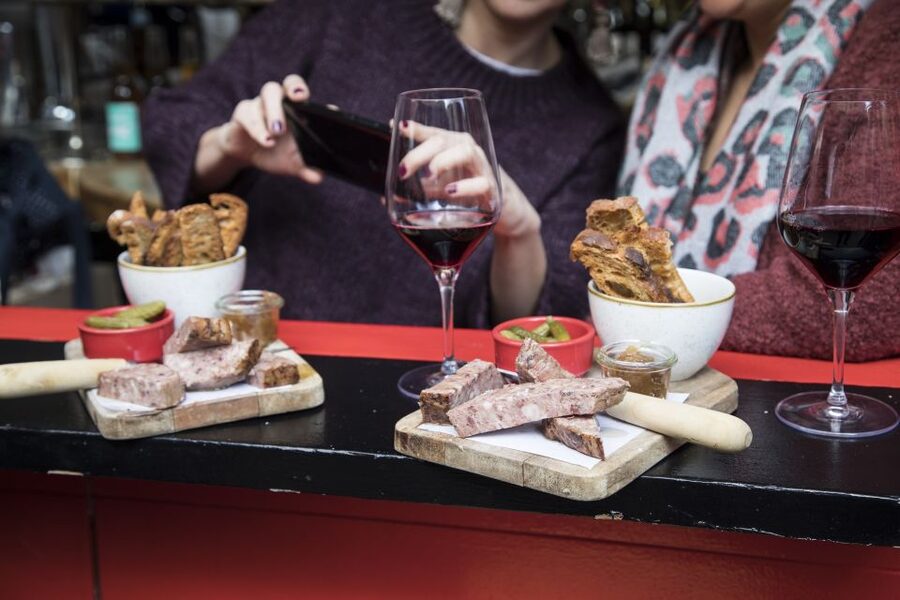 Barcelona Gourmet Food & Wine Tour with Local Expert - First stop: modern tapas in a traditional taberna