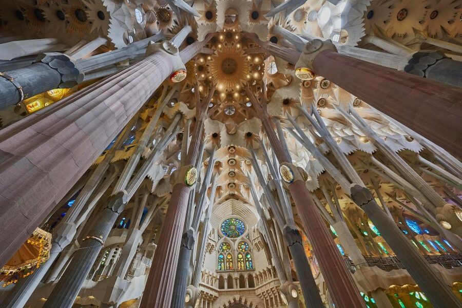 Barcelona: Guided Tour of Sagrada Familia - Meeting your guide outside the monument