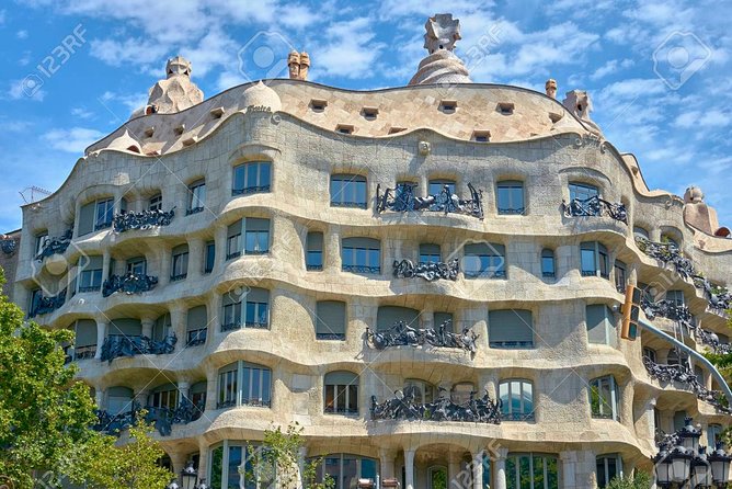 Barcelona Half-Day Sightseeing Private Tour - Montjuïc for Olympic sites and wide city views