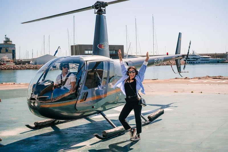 Barcelona: Helicopter Flight, Boat Ride, and Walking Tour - What this Barcelona tour is really designed to do