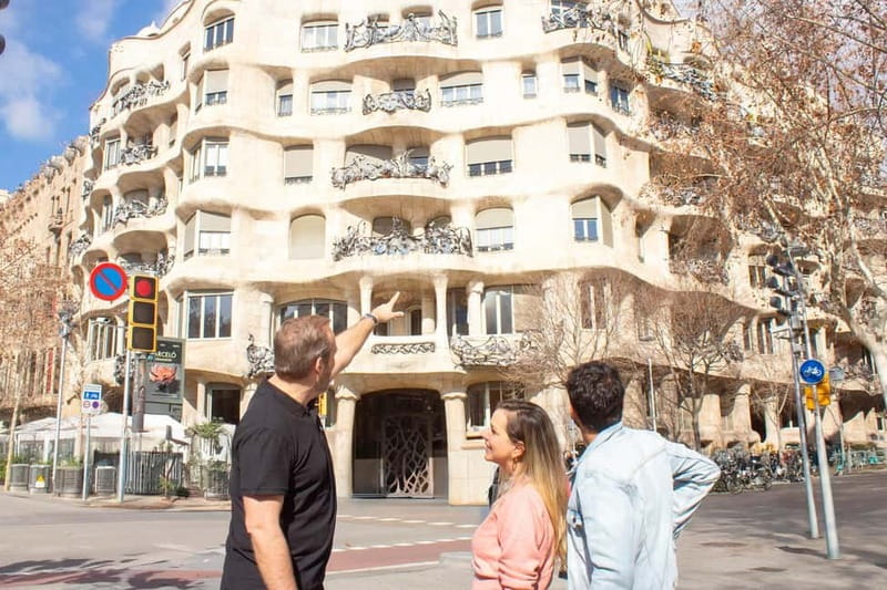 Barcelona: Helicopter Flight, Boat Ride, and Walking Tour - Port Vell and the boat ride