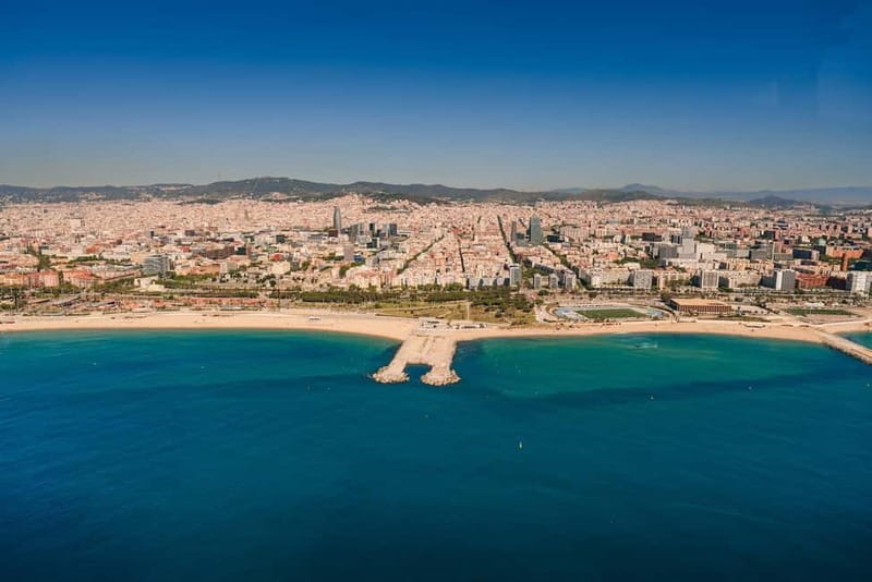 Barcelona: Helicopter Flight over Barcelona's Coastline - The guide and pilot experience