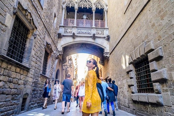 Barcelona Helicopter, Sailboat & Old Town Private Walking Tour - Plaça de Catalunya and the route toward the old city
